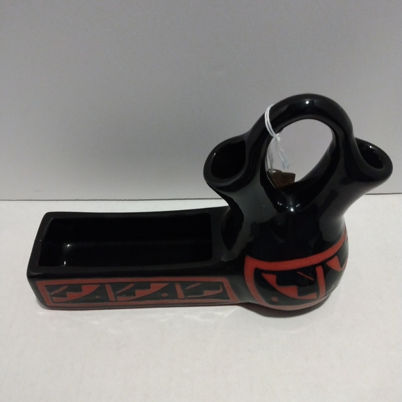 Native American black gloss and red ware wedding vase with side caddy. - Picture 3 of 4